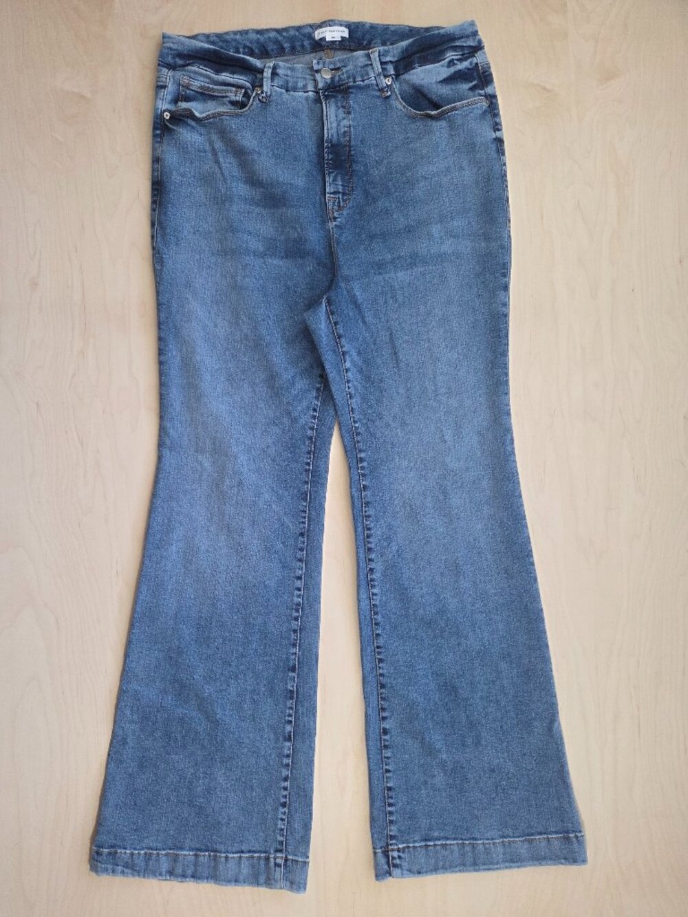 Good American Women's Good Flare Legs Jeans High Rise Size 20 Indigo445 GLF504T